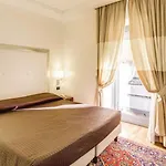 فندق The