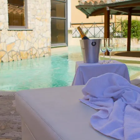 Hotel The 3*