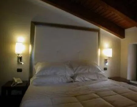 Hotel The